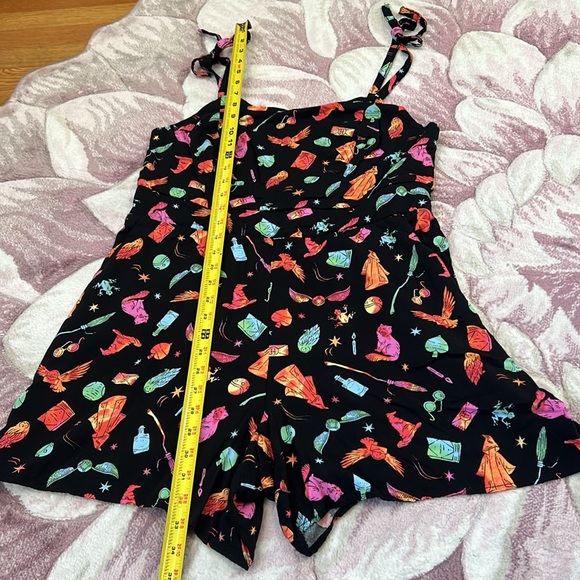 Torrid Harry Potter Stretch Challis Romper Size 00 - Picture 10 of 13